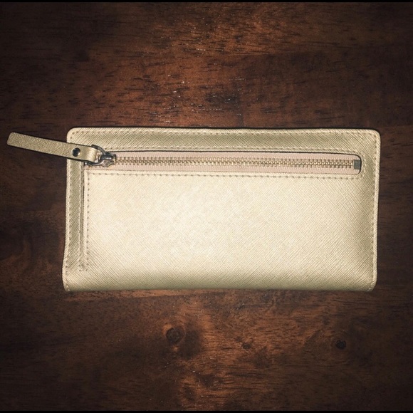 ✨KATE SPADE GOLD WALLET✨ - Picture 3 of 8